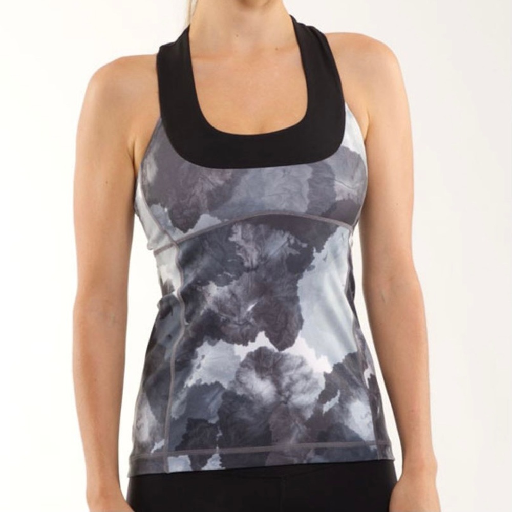 Lululemon Scoop Neck Tank in Coal Tinted Canvas